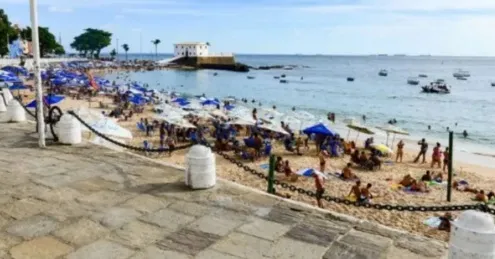 Inema aponta 27 pontos impróprios para banho no feriadão; confira a lista