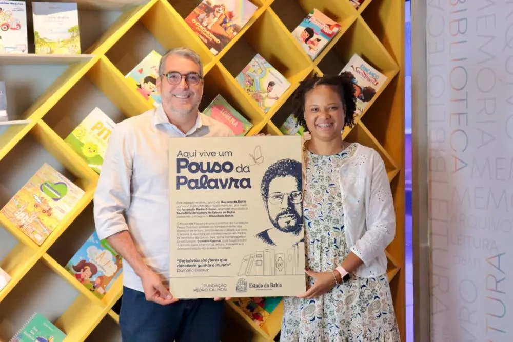 Bahia abre edital para fortalecer bibliotecas comunitárias com kits de equipamentos e livros