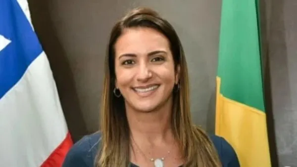 Deputada Roberta Roma é internada novamente em Salvador após sentir dores no peito