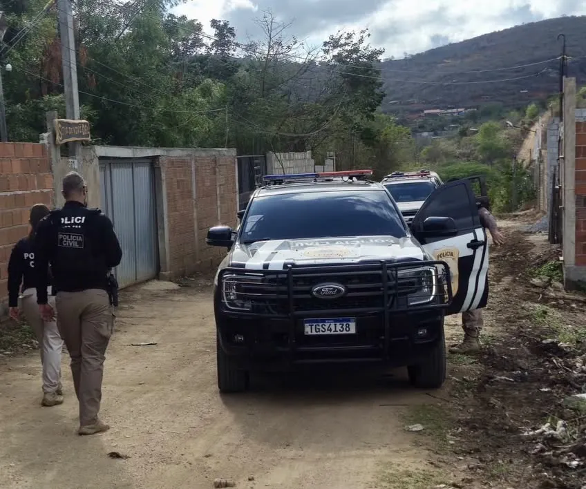 Quatro homens são presos e adolescente é apreendido durante operação em Jequié