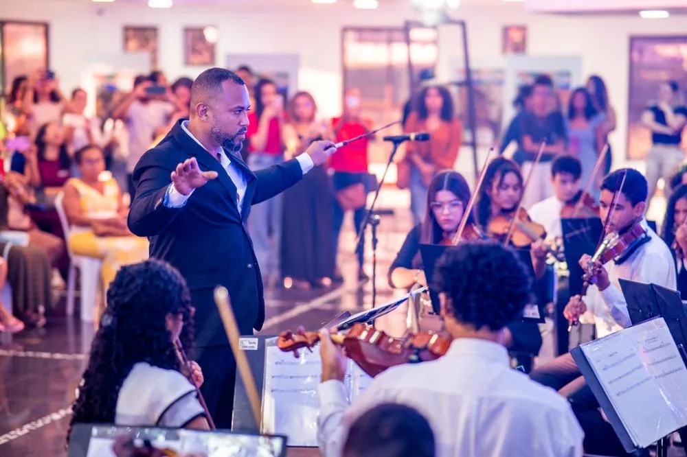 Orquestra Caraípa celebra oito anos de trajetória durante concerto especial em Camaçari